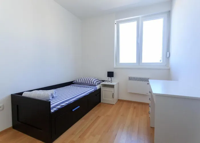With Parking Space - 23525 Апартаменты