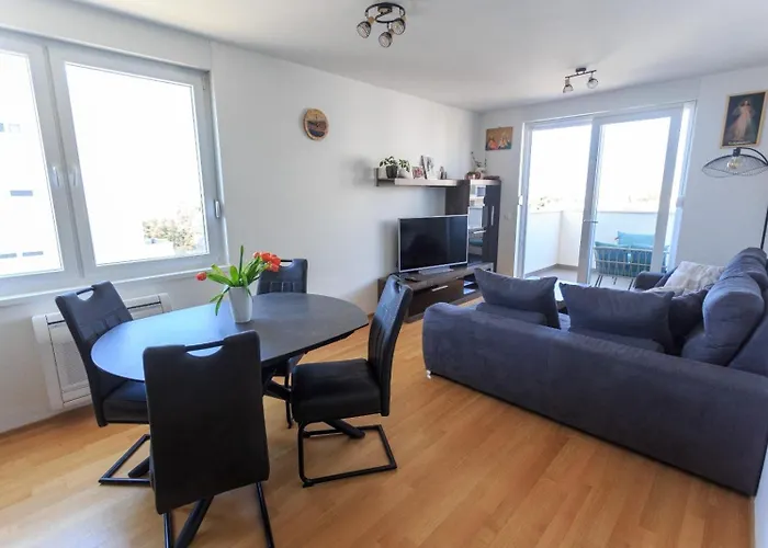 Апартаменты With Parking Space - 23525 Задар