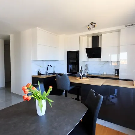 Apartment With A Parking Space - 23525