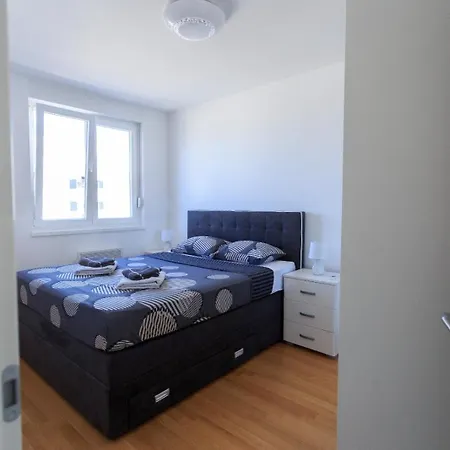 With Parking Space - 23525 Apartment Zadar