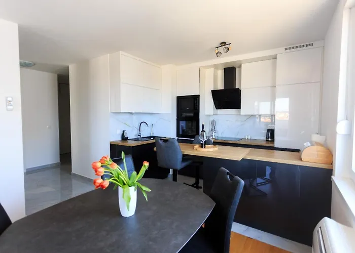 Apartman With Parking Space - 23525